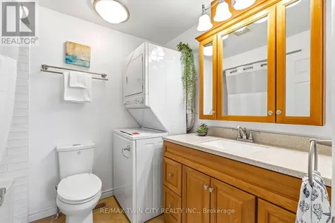 171 Herron Place Waterloo ON N2T 1H2