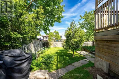 171 Herron Place Waterloo ON N2T 1H2
