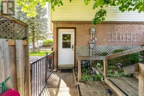171 Herron Place Waterloo ON N2T 1H2