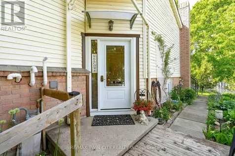 171 Herron Place Waterloo ON N2T 1H2