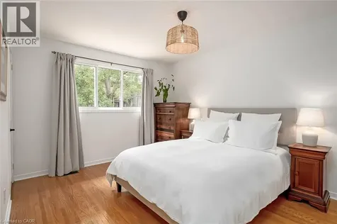 406 Oakwood Drive Burlington ON L7N 1X2