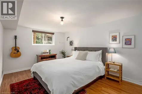 406 Oakwood Drive Burlington ON L7N 1X2