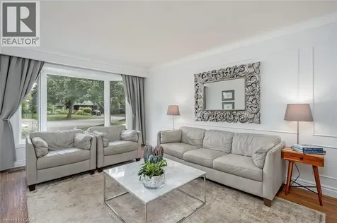 406 Oakwood Drive Burlington ON L7N 1X2