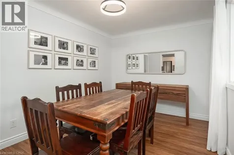 406 Oakwood Drive Burlington ON L7N 1X2