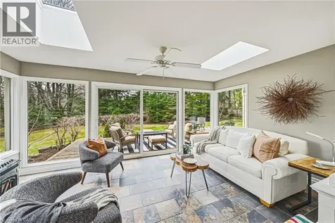 7 Colonial Crescent Oakville ON L6J 4K8
