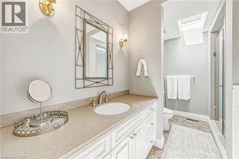 7 Colonial Crescent Oakville ON L6J 4K8