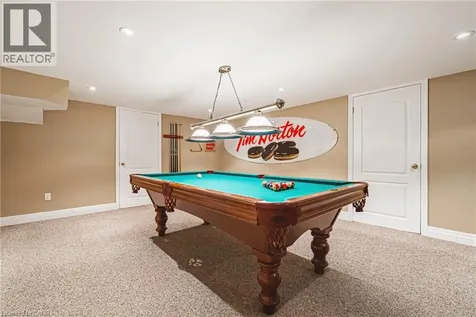 7 Colonial Crescent Oakville ON L6J 4K8