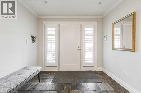 7 Colonial Crescent Oakville ON L6J 4K8