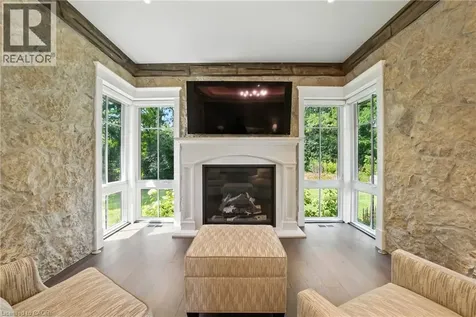 597 Old York Road Burlington ON L7P 4Y6
