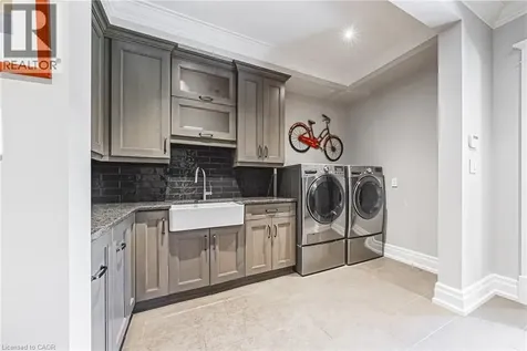 597 Old York Road Burlington ON L7P 4Y6