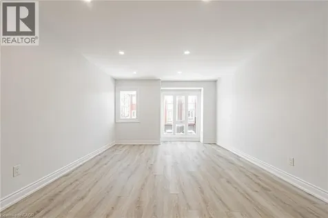 895 Maple Avenue Burlington ON L7S 2H7