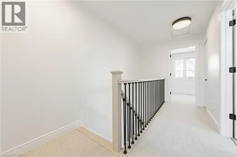 895 Maple Avenue Burlington ON L7S 2H7