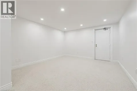 895 Maple Avenue Burlington ON L7S 2H7