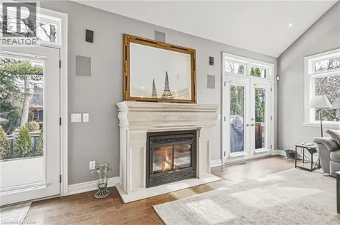 976 Shadeland Avenue Burlington ON L7T 2M5