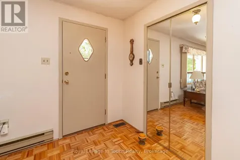 22 Glendale Road Tiny ON L9M 0C2