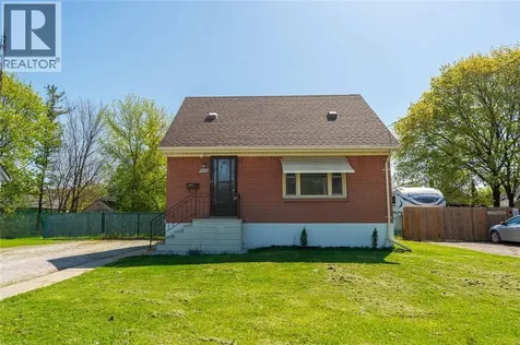 478 Indian Road Sarnia ON N7T 7G4