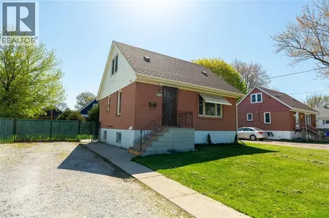 478 Indian Road Sarnia ON N7T 7G4