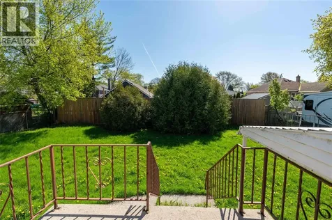 478 Indian Road Sarnia ON N7T 7G4
