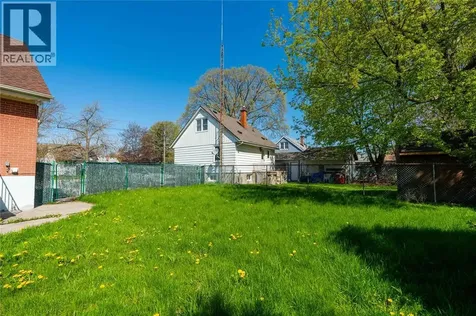 478 Indian Road Sarnia ON N7T 7G4