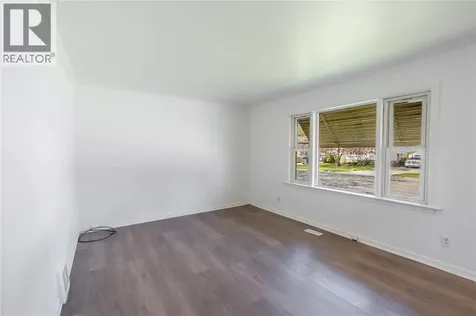 478 Indian Road Sarnia ON N7T 7G4