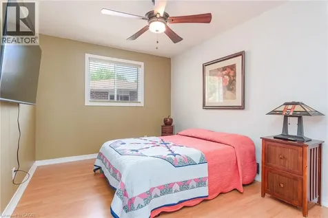 82 Old Huron Court Kitchener ON N2L 1L7