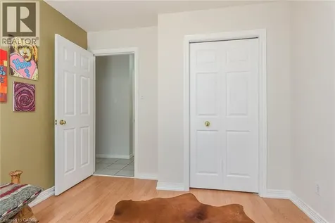 82 Old Huron Court Kitchener ON N2L 1L7