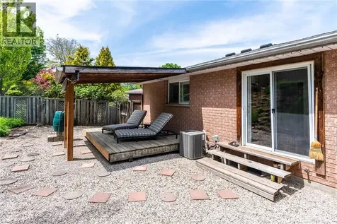 82 Old Huron Court Kitchener ON N2L 1L7