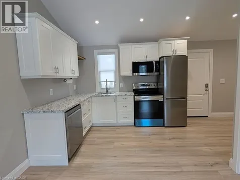 1093 Gallagher Road Burlington ON L7T 2M7