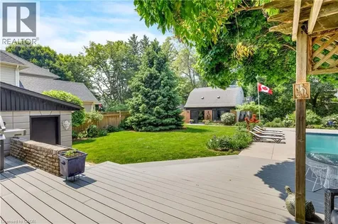 946 Glenwood Avenue Burlington ON L7T 2K2