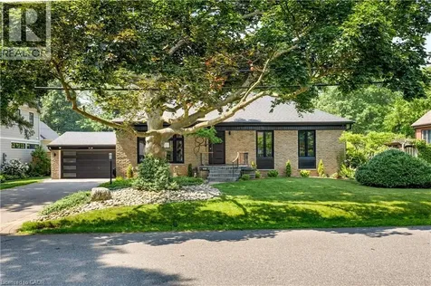 946 Glenwood Avenue Burlington ON L7T 2K2