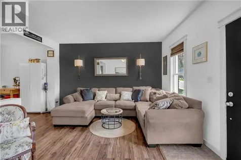 30 Sunset Avenue Hamilton ON L8R 1V6