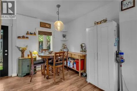 30 Sunset Avenue Hamilton ON L8R 1V6