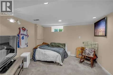 30 Sunset Avenue Hamilton ON L8R 1V6