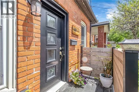 30 Sunset Avenue Hamilton ON L8R 1V6
