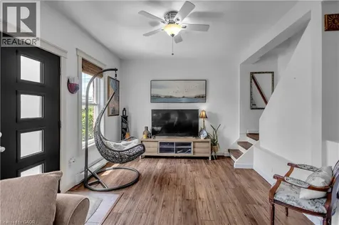 30 Sunset Avenue Hamilton ON L8R 1V6