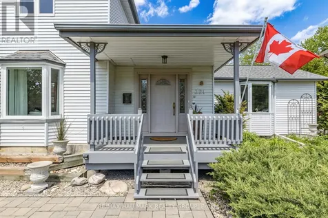 321 Beechgrove Avenue Ottawa ON K1Z 6R4