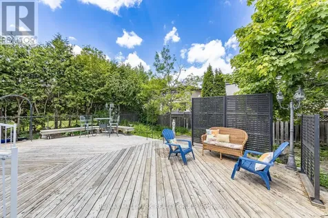 321 Beechgrove Avenue Ottawa ON K1Z 6R4