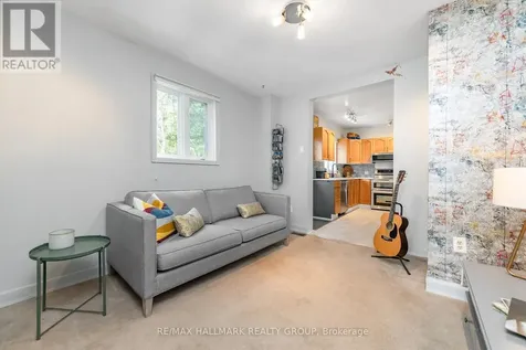 321 Beechgrove Avenue Ottawa ON K1Z 6R4