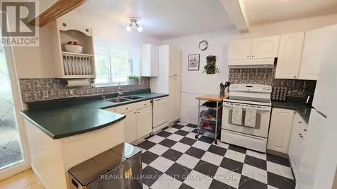 114 Macrostie Lane Ottawa ON K0A 3M0