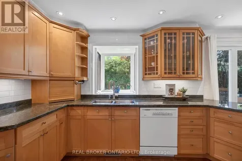 2224 Bowman Road Ottawa ON K1H 6V5