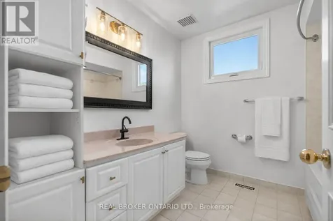 2224 Bowman Road Ottawa ON K1H 6V5