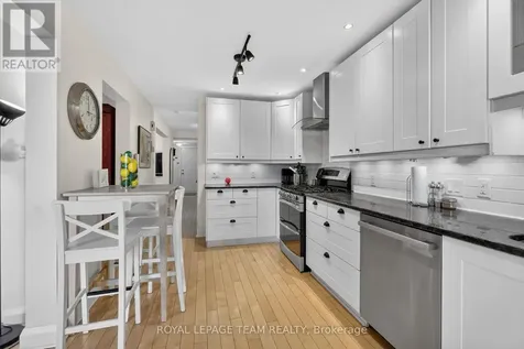 11 Avonhurst Avenue Ottawa ON K2J 4K9