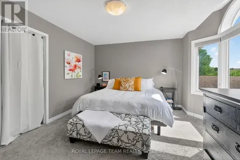 11 Avonhurst Avenue Ottawa ON K2J 4K9