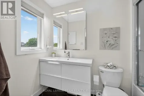11 Avonhurst Avenue Ottawa ON K2J 4K9