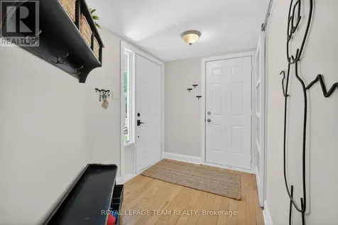 11 Avonhurst Avenue Ottawa ON K2J 4K9