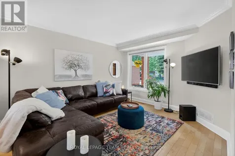11 Avonhurst Avenue Ottawa ON K2J 4K9