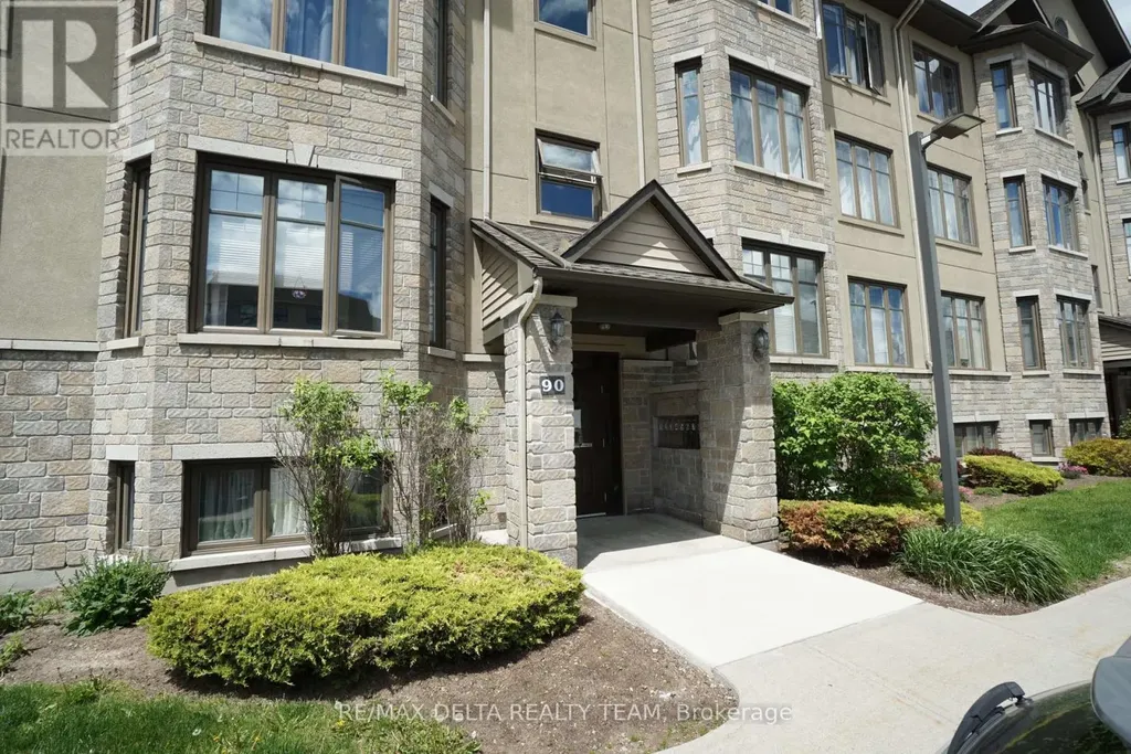 90 Prestige Circle Ottawa ON K4A 0Y1
