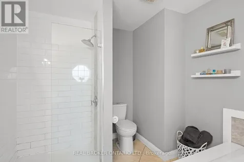 25 Steel Street Ottawa ON K1J 8V4