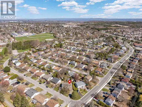 226 Old Colony Road Ottawa ON K2L 1M7