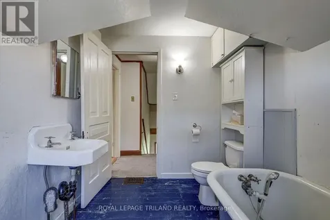 24 Isabel Street St. Thomas ON N5R 3J7